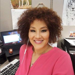 Meet your Posher, Sonya